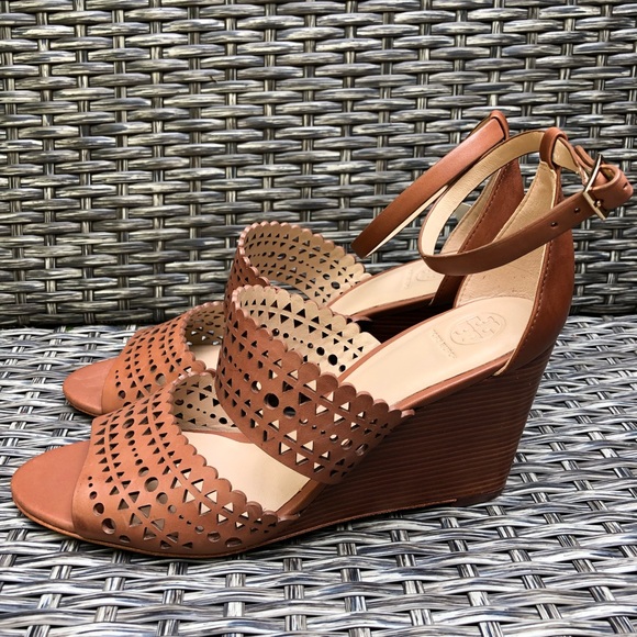 Tory Burch Perforated Wedge Leather Sandals - Size 10.5 - NEW - Picture 3 of 12